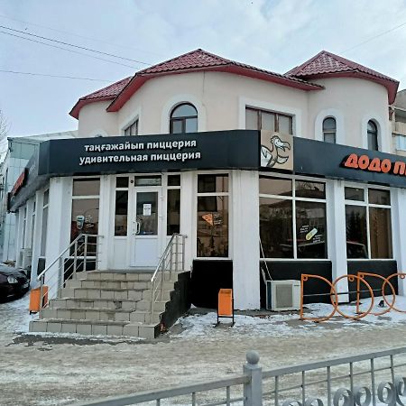 1 комнатные апартаменты на Садуакасова 24 Кокшетау Екстер'єр фото