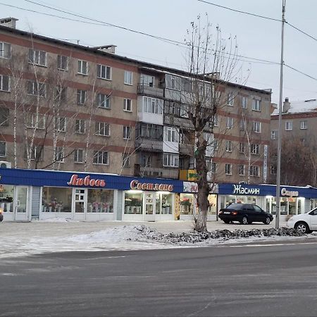 1 комнатные апартаменты на Садуакасова 24 Кокшетау Екстер'єр фото